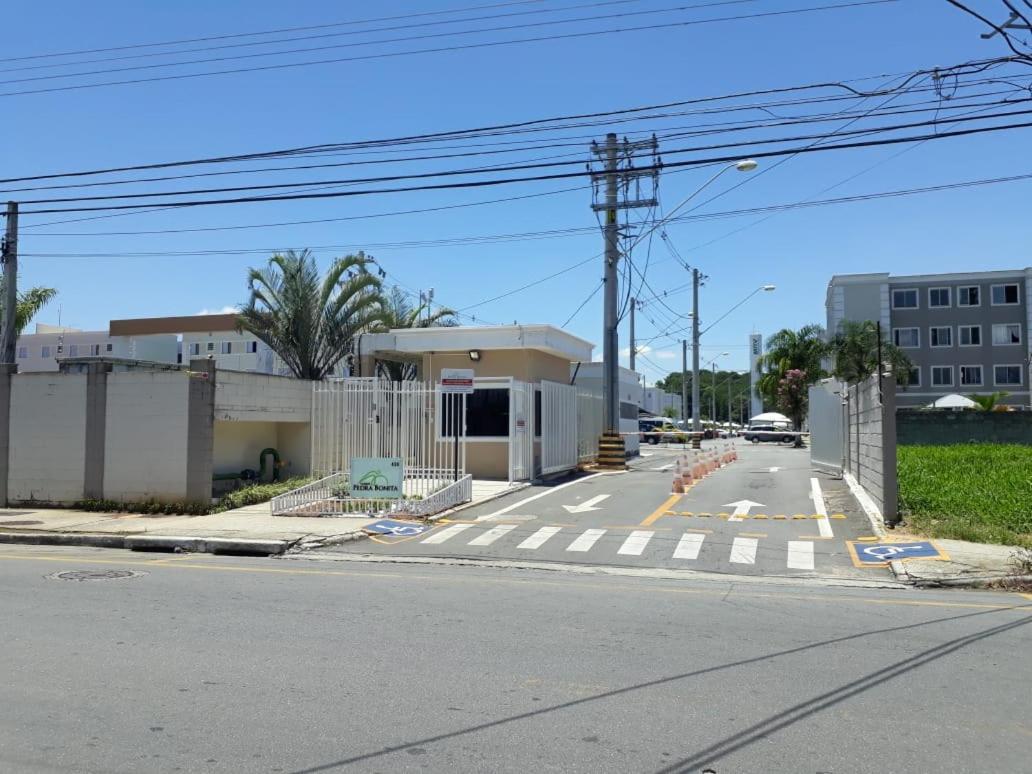 Pinda X Campos X Aparecida Apartment Pindamonhangaba Exterior photo